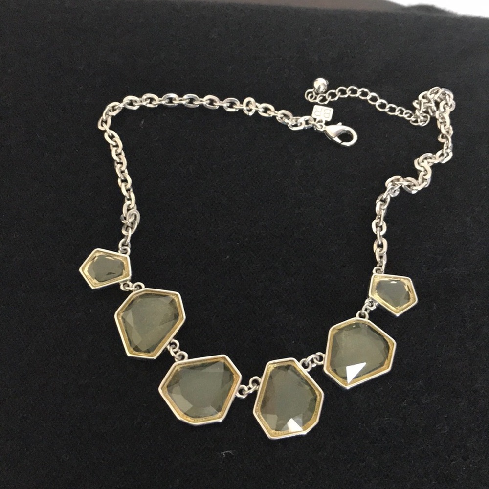 Silvertone necklace